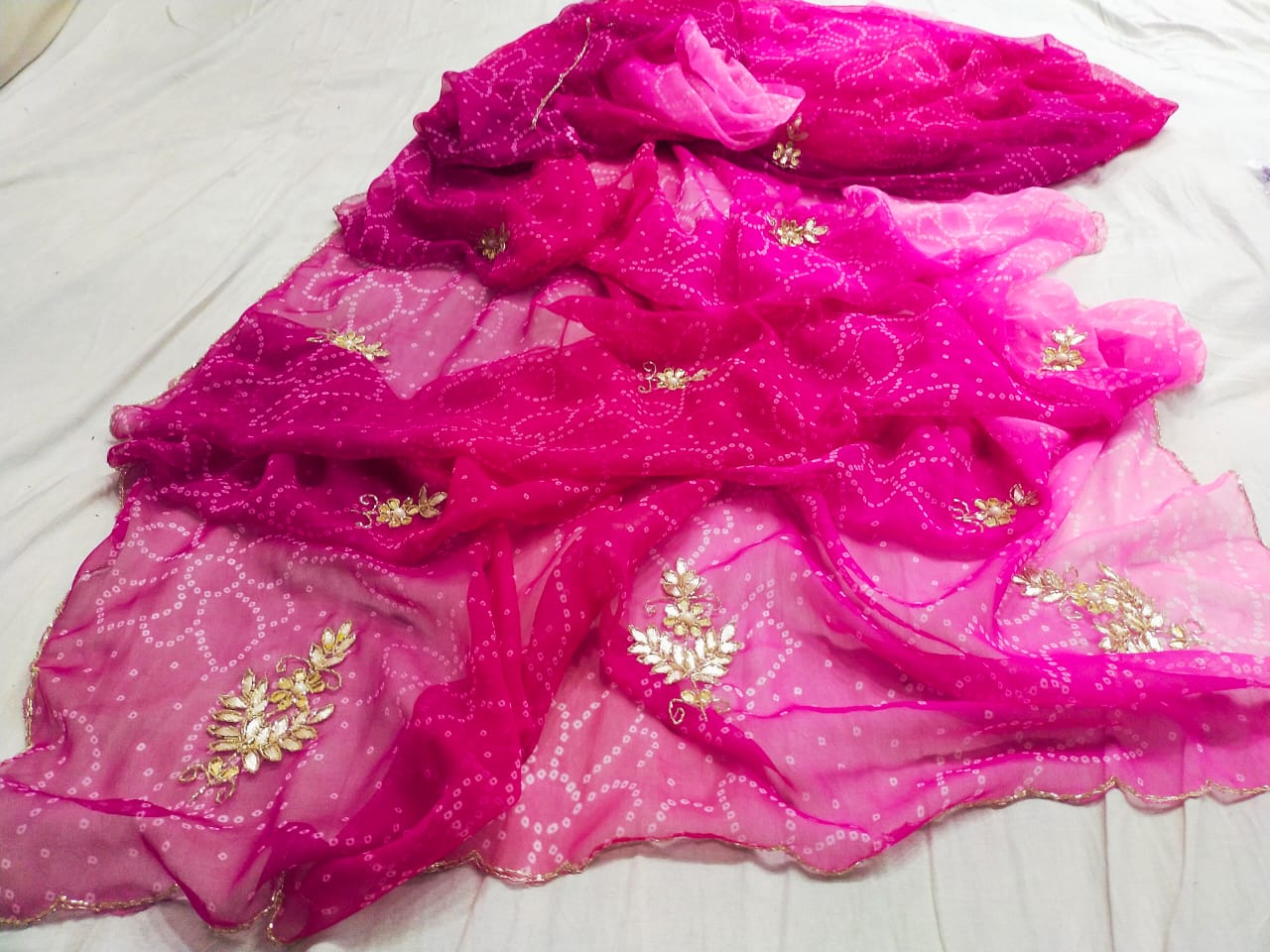 Designer Bandhej Georgette Saree - Image 5
