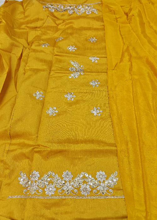 Chinon Lehenga with Jari & Sequin Work Blouse - Image 4