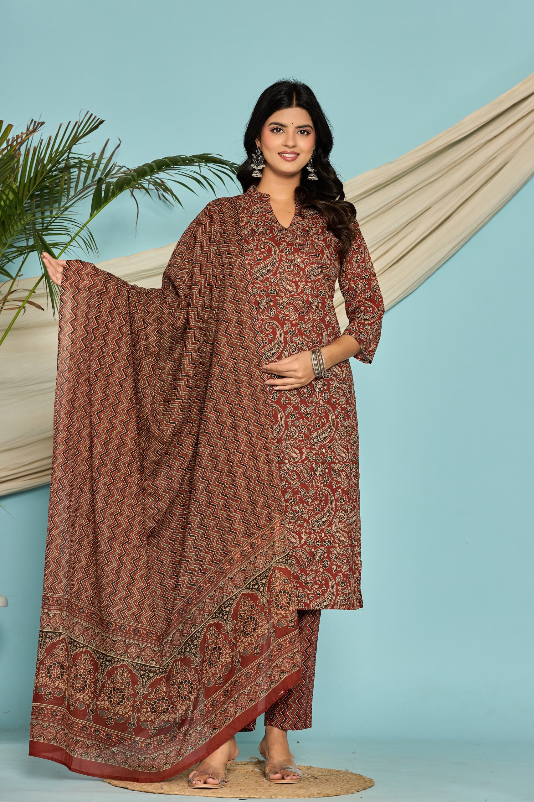 Red cotton kurti set with printed dupatta for women